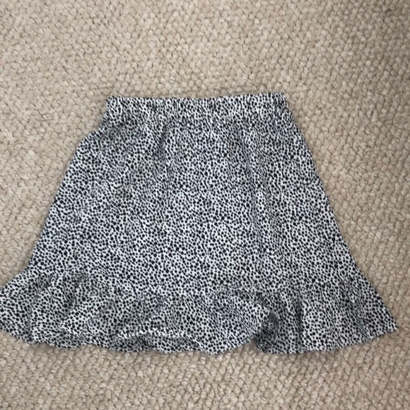 Princess Polly Dresses & Skirts - Princess Polly skirt